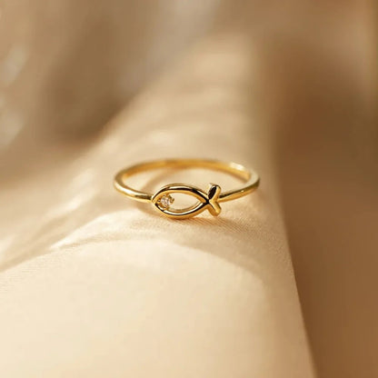 Silver Inlaid Zircon Fish Ring